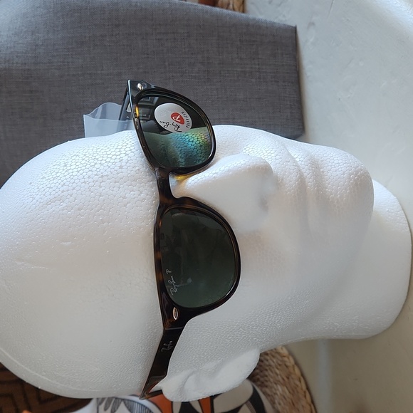 NWT IOB Ray-Ban Wayfarer Light Havana Polarized Sunglasses 👓 😎 - Picture 15 of 16